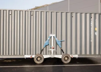New container movement equipment released