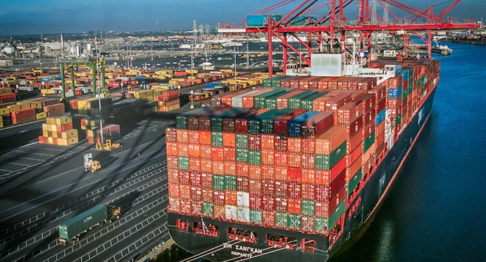 Ocean carriers add nearly 400,000 TEUs to Asia–NAWC trade