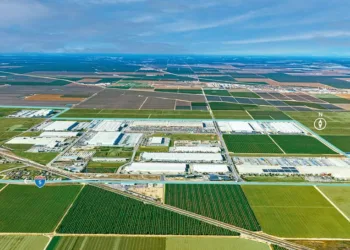 Rail could boost exports in new Port of LA pact