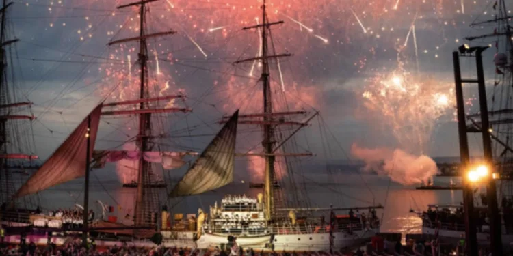 Record-breaking Nor-Shipping sets sail