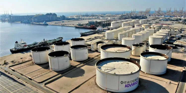 Tanker rates surge, container lines monitor Mideast after US bombs Iran