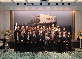 Wan Hai christens new 13,100 TEU boxship