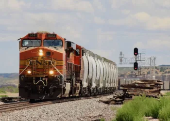 BNSF aims to grow carload traffic with rail service upgrades