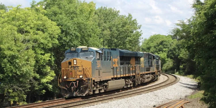 CSX profits fall on lower revenue, higher costs