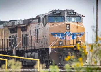 First look: Union Pacific earnings