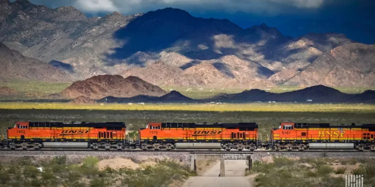 Higher electricity demand boosts railroad coal carloads