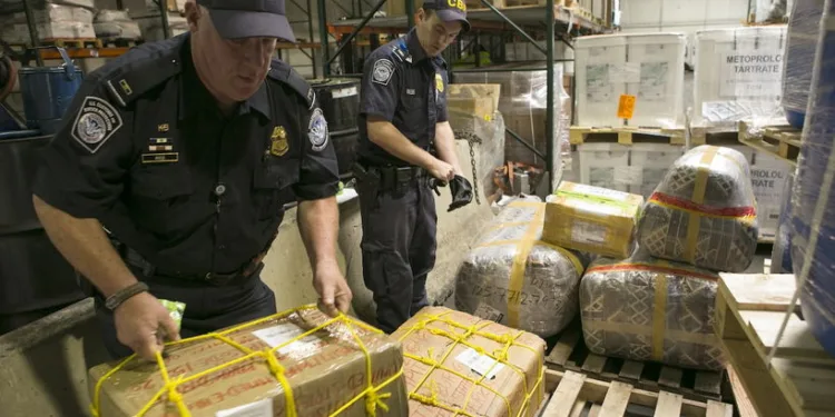 Ports back bill to limit Customs charging for inspection services