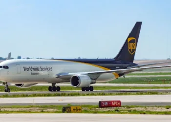 Switch to UPS saved US Postal Service 43% in air transport costs