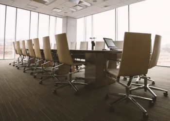 Why shipping needs a new breed of executive