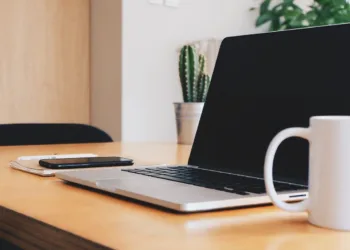 Why today’s maritime leaders must unlearn to adapt