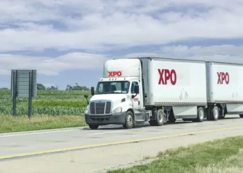 XPO rating cut by S&P, agency cites continuing weak freight market