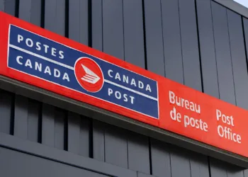 Canada Post records largest-ever loss as parcel volumes drop 36%