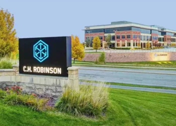 C.H. Robinson gets an upgrade at S&P Global, reduced headcount a key reason