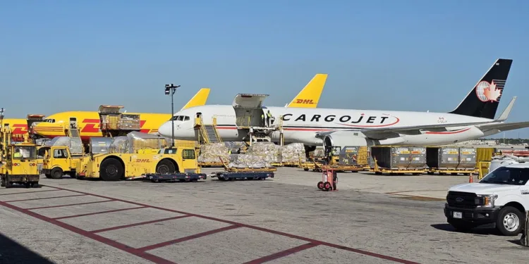DHL moves early to renew Cargojet contract until 2033