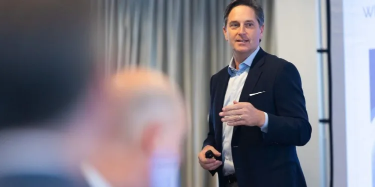 Easterly kicks off $250m diversified shipping fund