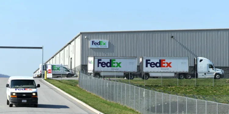 FedEx sends specialists to streamline European operations