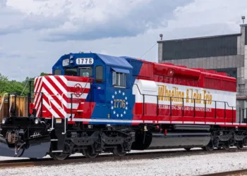 Infrastructure fund pays $1B to acquire largest US regional railroad