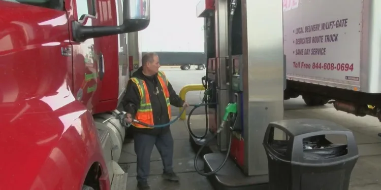 New Jersey truckers await–with dread–possible changes in state’s independent contractor law