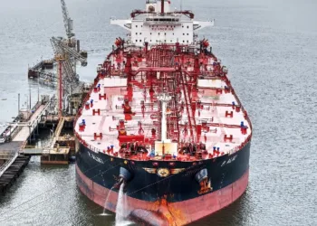 Performance Shipping tanker heads to Pakistan under year-long charter