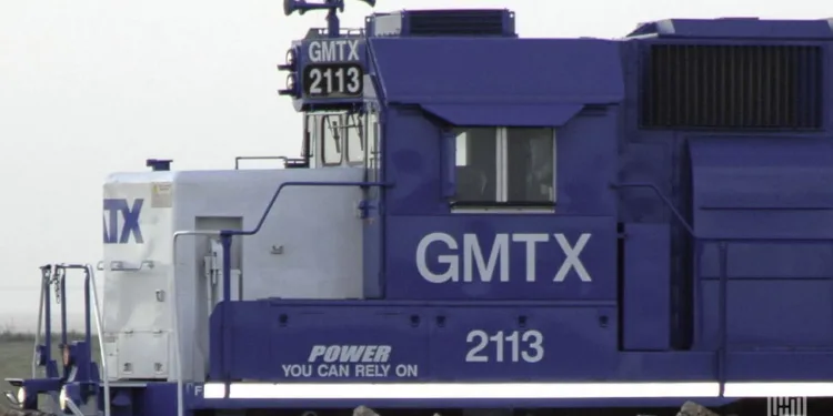 Railroad union sounds alarm on English proficiency