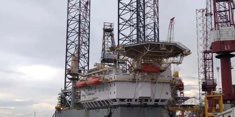 Shelf Drilling jackups win work in Asia