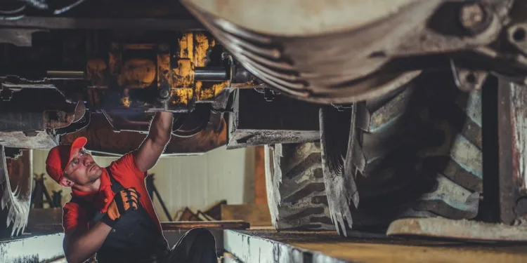 White Paper: Fullbay’s Spectacular Guide to Boosting Tech Efficiency