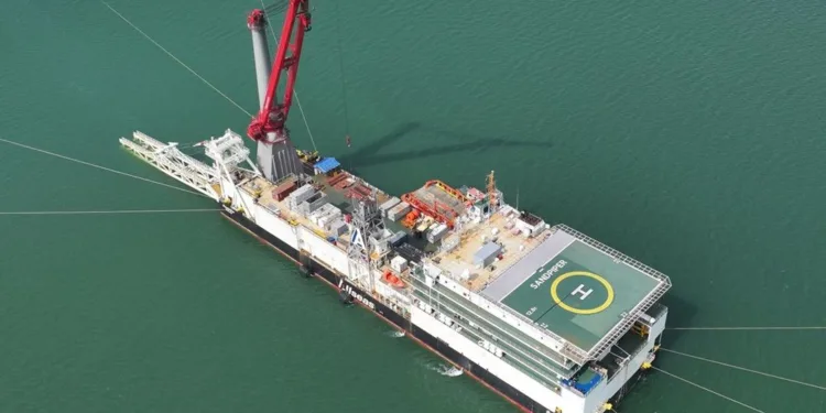 Allseas and DOF awarded contracts for $125m Singapore crude transfer revamp