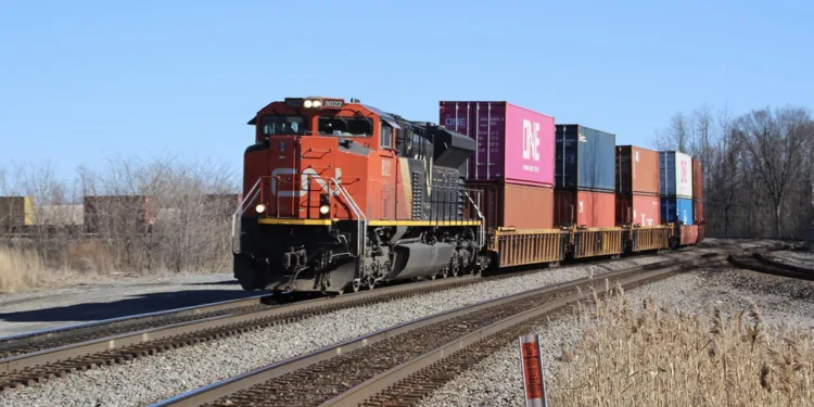 CN and CSX tout railroad collaboration to power growth