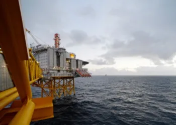 ConocoPhillips to lay off up to 25% of its workforce