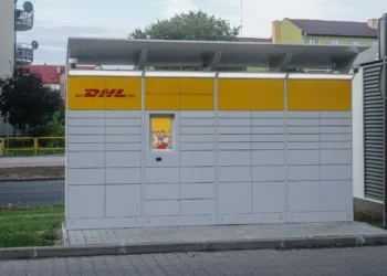 DHL eCommerce to buy out parcel locker partner in Poland