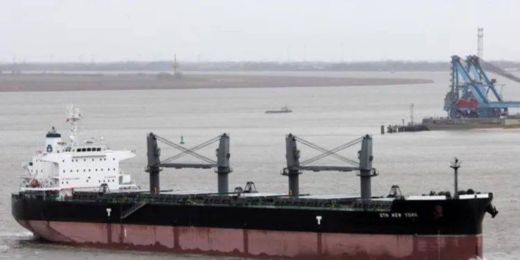 Diana Shipping fixes out ultramax to Bunge