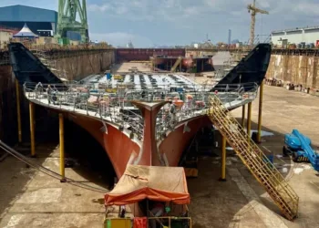 Exmar diversifies with suezmax tanker order in South Korea