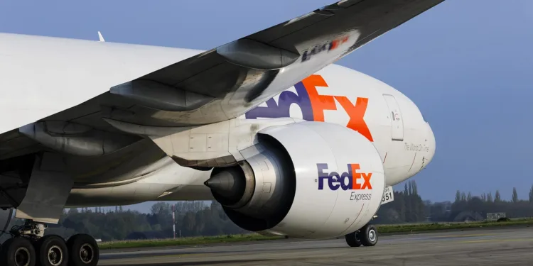 FedEx redeploys air fleet after US ends parcel tariff exemption