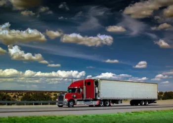 Fleetworthy and Loadsure forge alliance to elevate fleet safety through real-time alerts