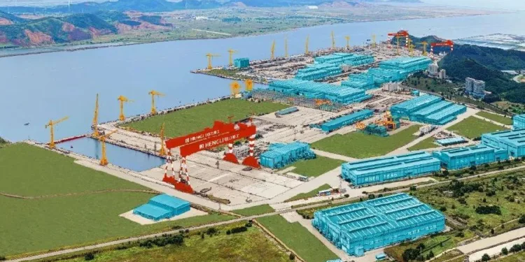 Hengli Heavy seals deal for up to four VLCCs