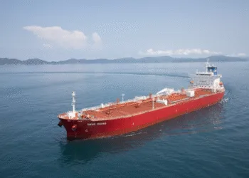 Imabari Shipbuilding delivers 52,000 DWT product tanker