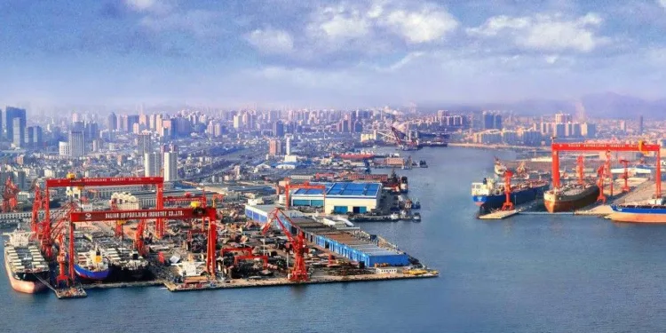 Nanjing Tanker extends fleet renewal with Dalian brace