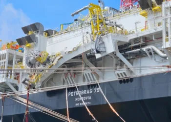 Petrobras employee dies after falling from FPSO at Korean yard