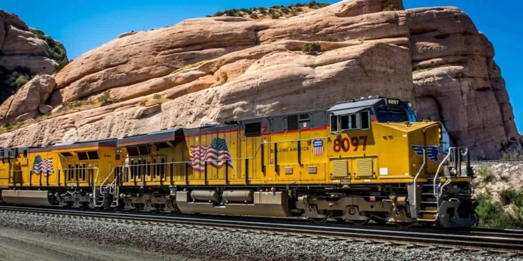 Rail regulator wants more time to review UP-NS merger