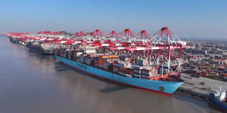 Rates spin as Chinese ships dropped from U.S. routes