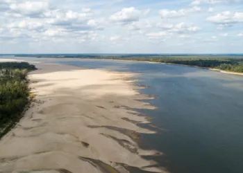 Shipping challenges on the rain-starved Mississippi…again