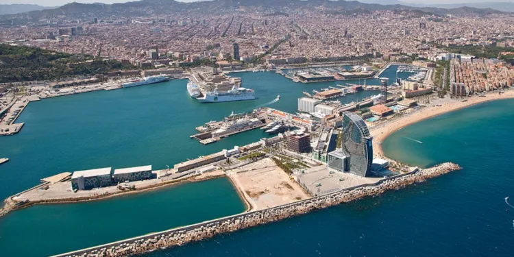Spanish ports closed to arms for Israel