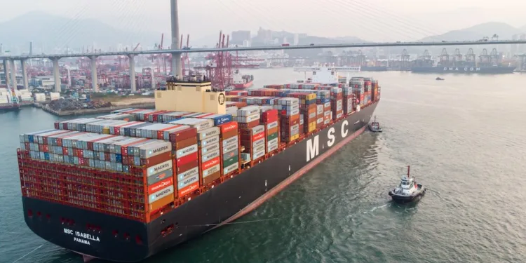 Splash Wrap: UNCTAD flags fragile growth as container trade rearranges and capacity soars