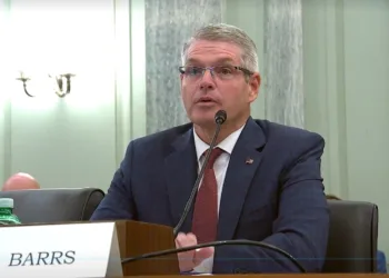 Barrs confirmed as new FMCSA administrator