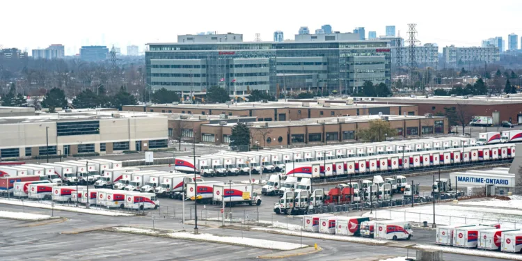 Canada Post restarts operations, manages delays from rolling strikes