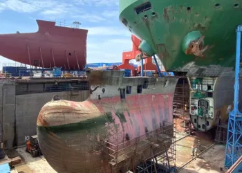 China’s ship repair yards in overdrive as ageing fleet drives global boom