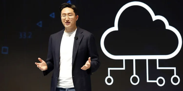 Chung Kisun takes the helm at HD Hyundai