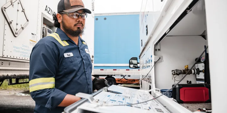 Cox Automotive merges its fleet maintenance services into one unit