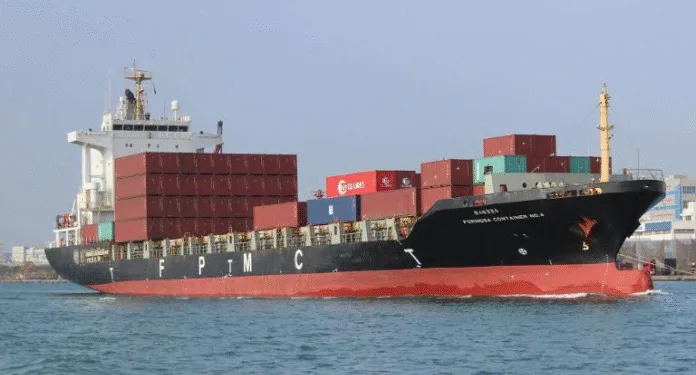 Formosa Plastics Corporation sells last boxship