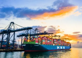 HMM orders KRW 4 trillion in new LNG-fuelled ships